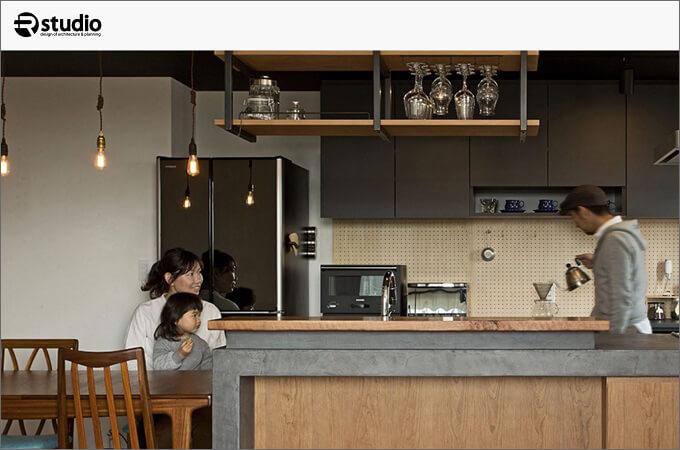 株式会社アールスタジオ