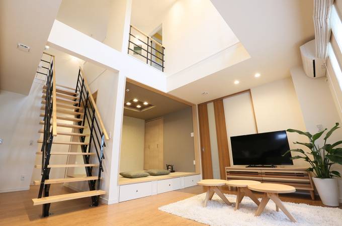 吹き抜け リビング