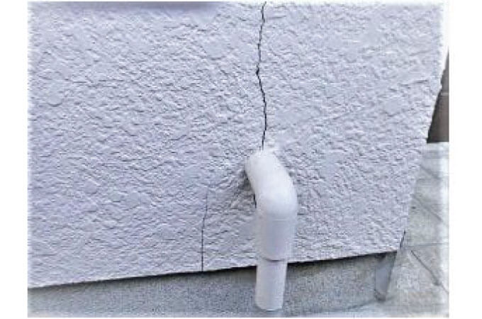 外壁のヒビ割れ