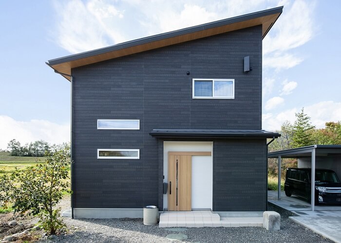 ライトブラウン