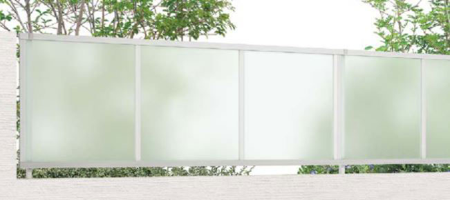 すりガラス調フェンス