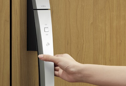 LIXILのハンズフリータイプ