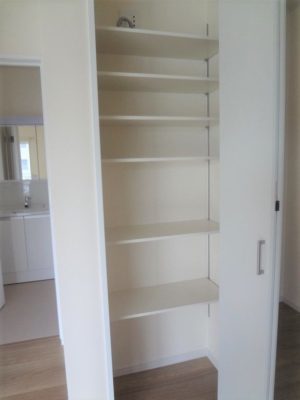 リビングクローゼット